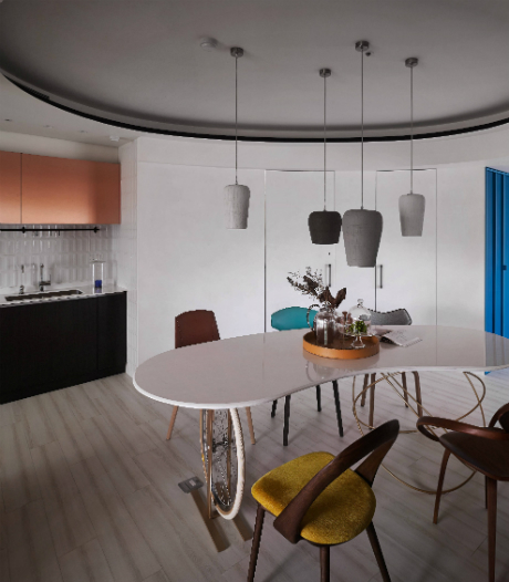 Für die Wohnung einer Modedesignerin aus Taipeh fanden Waterfrom jede Menge Inspirationen in der Fashionwelt.