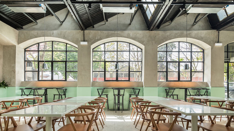 Hier gibt es keine Hühner von der Stange: Gestaltet wurde dieses Restaurant in Lissabon von DC.AD.