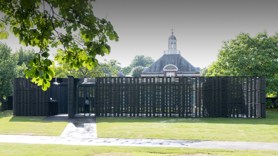 Frida Escobedo hat den Serpentine Pavilion in London gebaut, der am 15. Juni eröffnet wird.