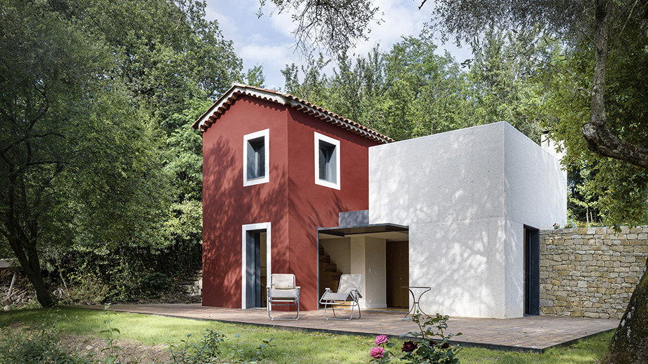 Savoir-vivre: Cyril Chênebeau hat eine alte Hütte nahe Nizza in ein komfortables Wochenendhaus umgebaut.