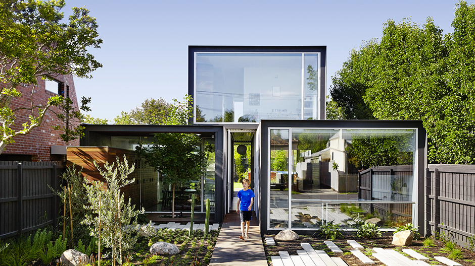 Weniger ist viel mehr: Dieses Wohnhaus in Melbourne beweist, dass es auch eine Nummer kleiner geht.