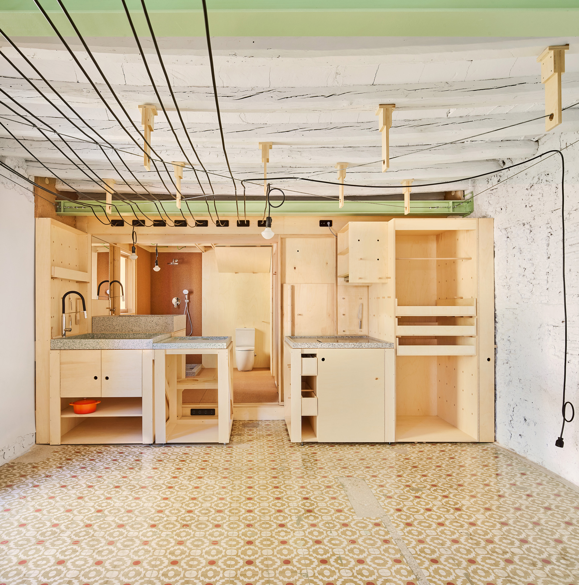 Flexibles Wohnkonzept in Katalonien von Aixopluc