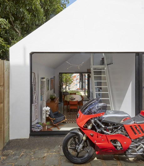 In Melbourne verhalfen Mark Austin und Andrew Maynard einem kleinen Haus zu echtem Durchblick.