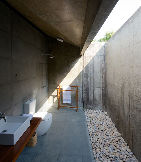 Tanz mit den Elementen: Eine Villa in Indien inszeniert die Natur.