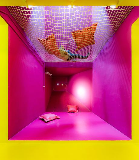 Früher Studentenheim, nun Freizeitzentrum der Universität Bangkok: Architektur ist recycelbar!