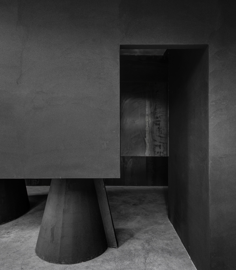 Geometrisches Formenspiel: Ein versteckt liegendes Modegeschäft im chinesischen Hangzhou wagt ein räumliches Experiment.