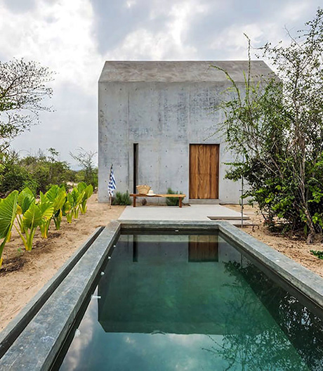 Minihaus von Aranza de Ariño an der mexikanischen Pazifikküste