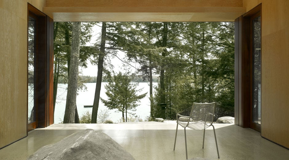 Design trifft Natur in diesem kanadischen Ferienhaus.