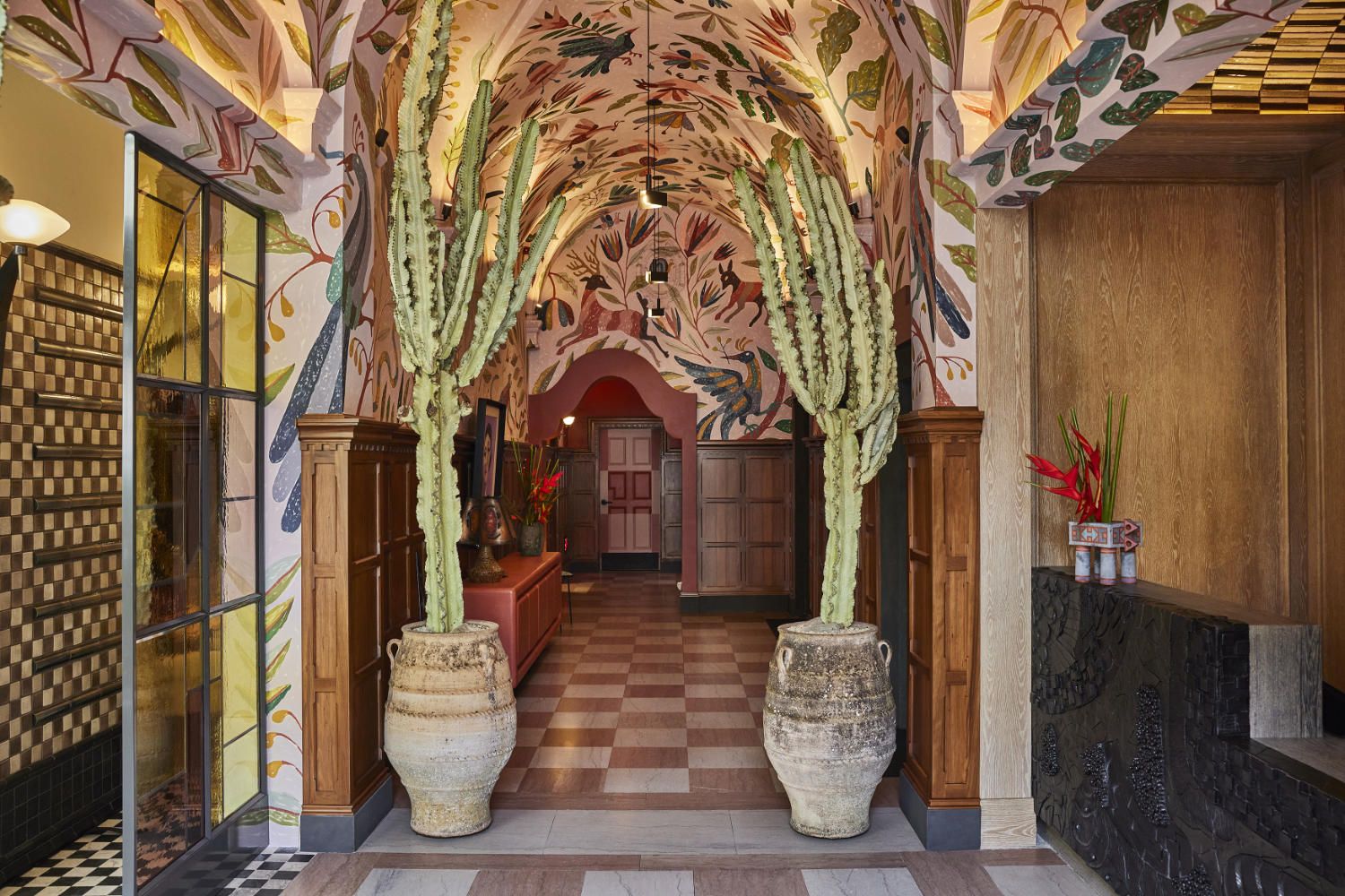 Kelly Wearstler hat das neue Proper Hotel in Los Angeles gestaltet