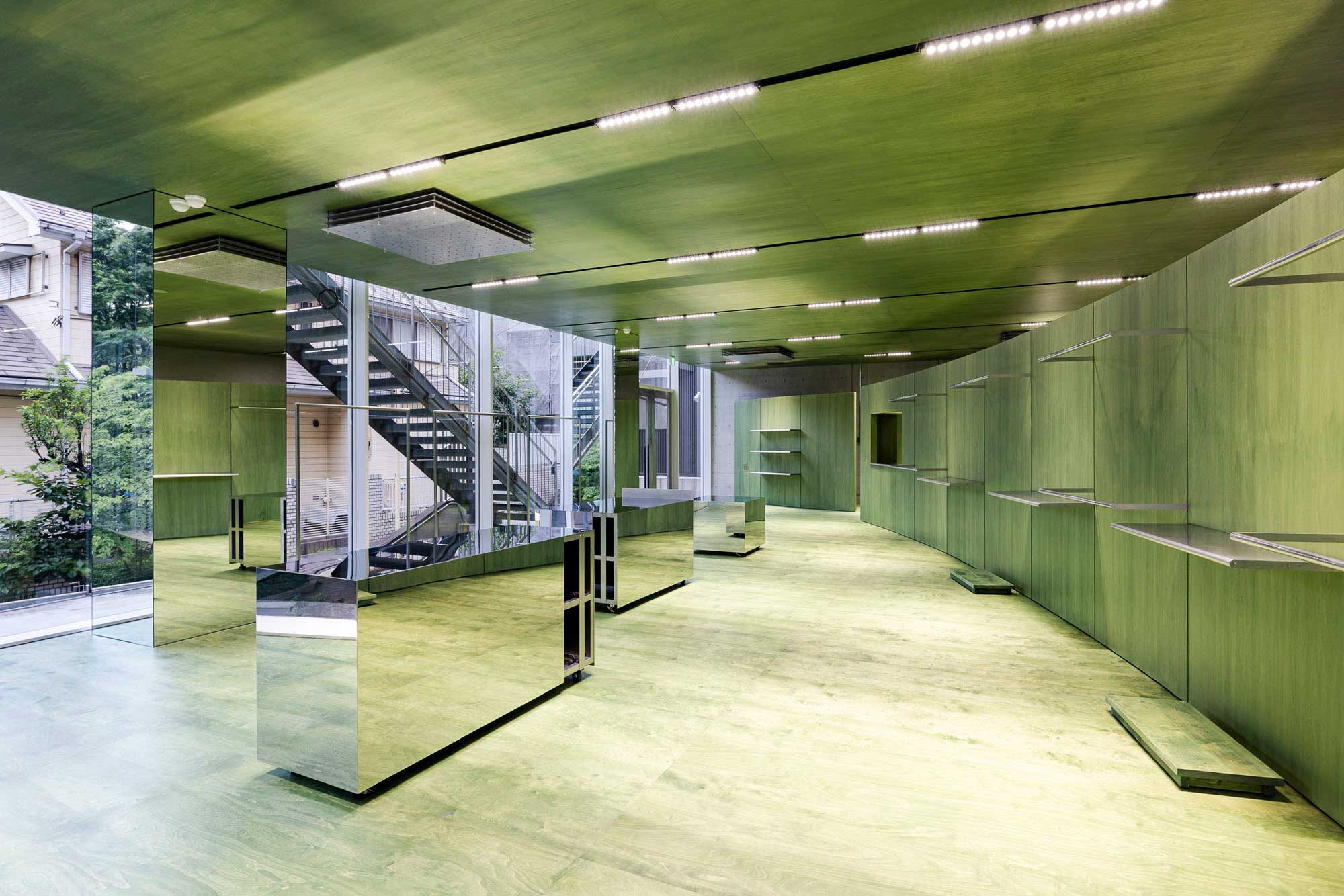 Studio Unravel hat den Mardi Mercredi Flagship-Store in Tokio gestaltet