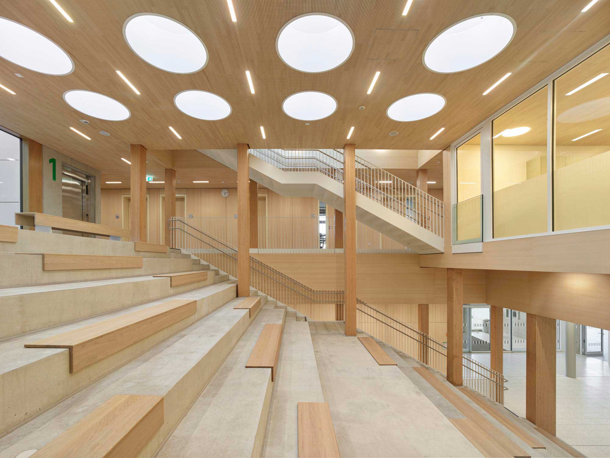 Bildungshaus NeckarPark von Glück + Partner in Stuttgart