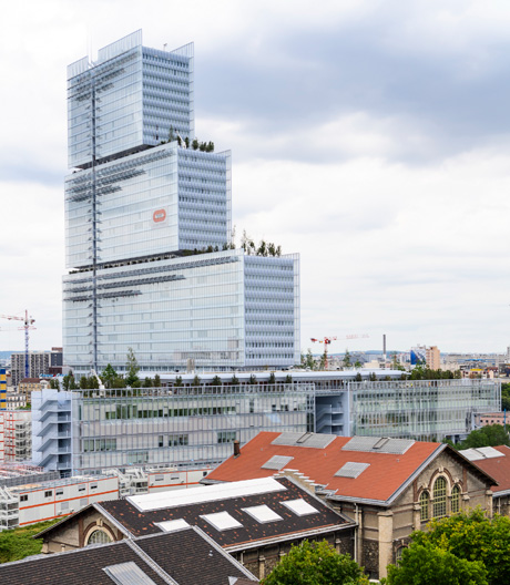 Eine gläserne Treppe führt Institutionen zusammen: Der Pariser Justizpalast von Renzo Piano.