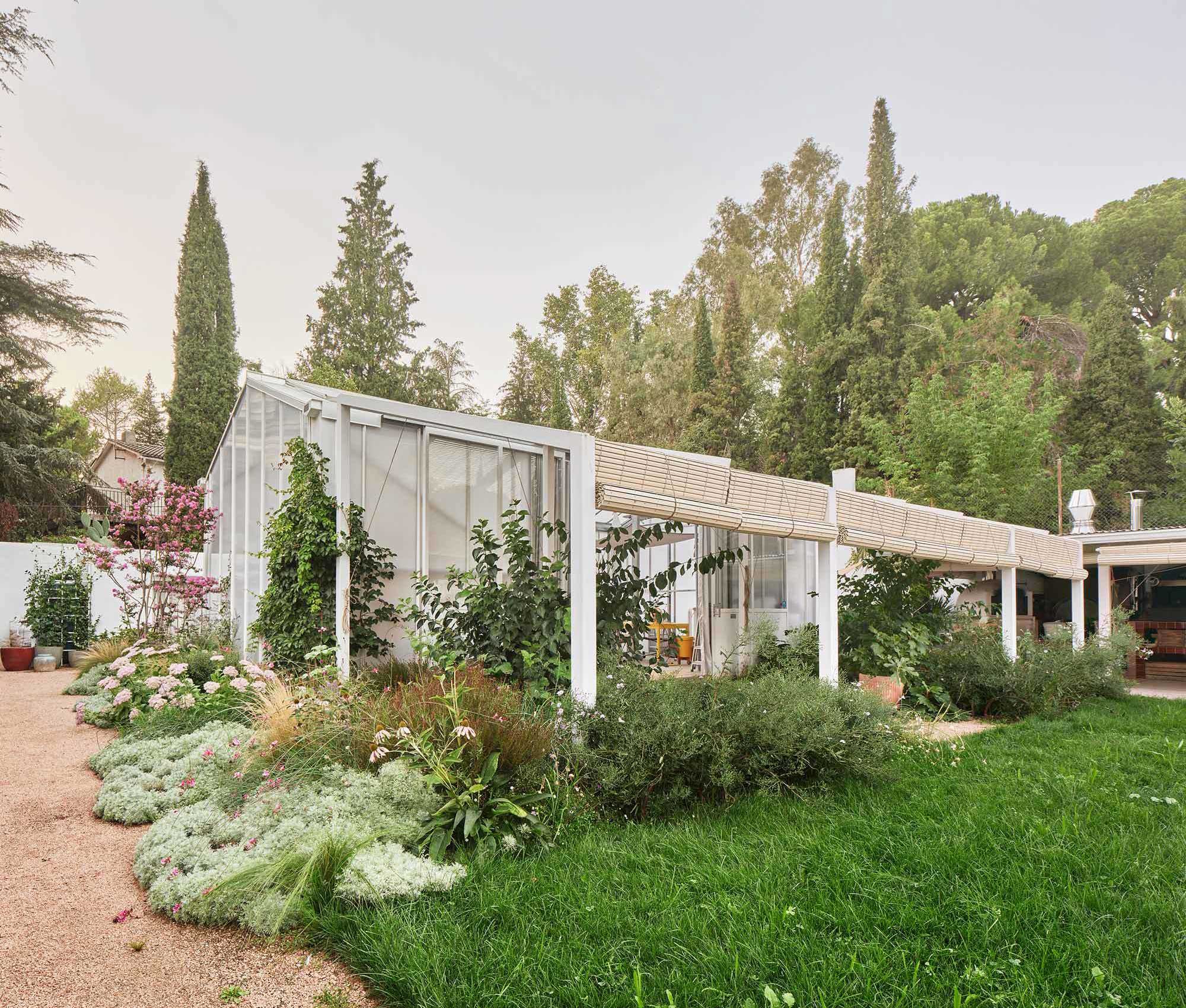 Kresta Garden House von Lucas y Hernández-Gil bei Madrid