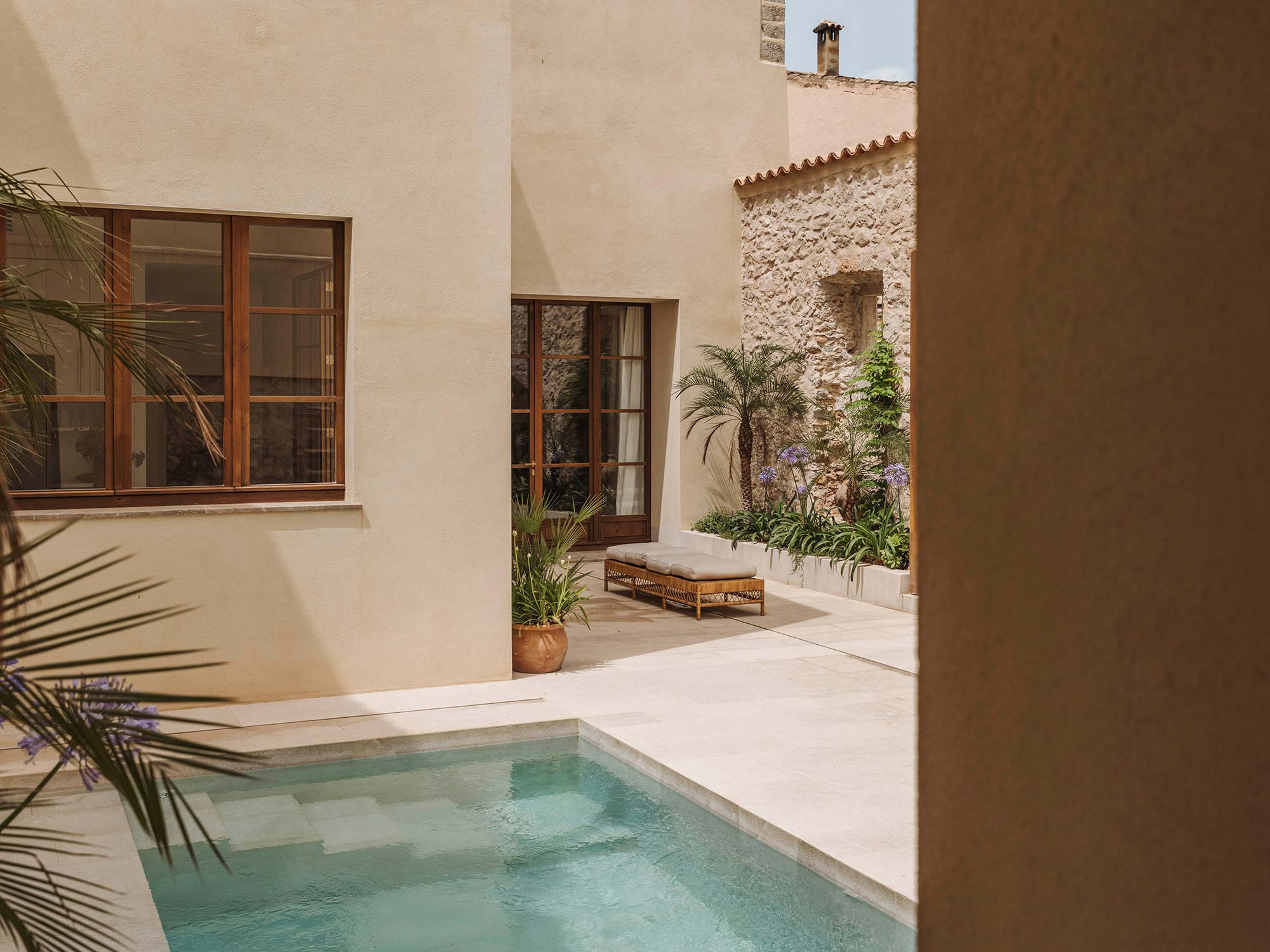 Umbau eines historischen Stadtpalais von Nøra Studio