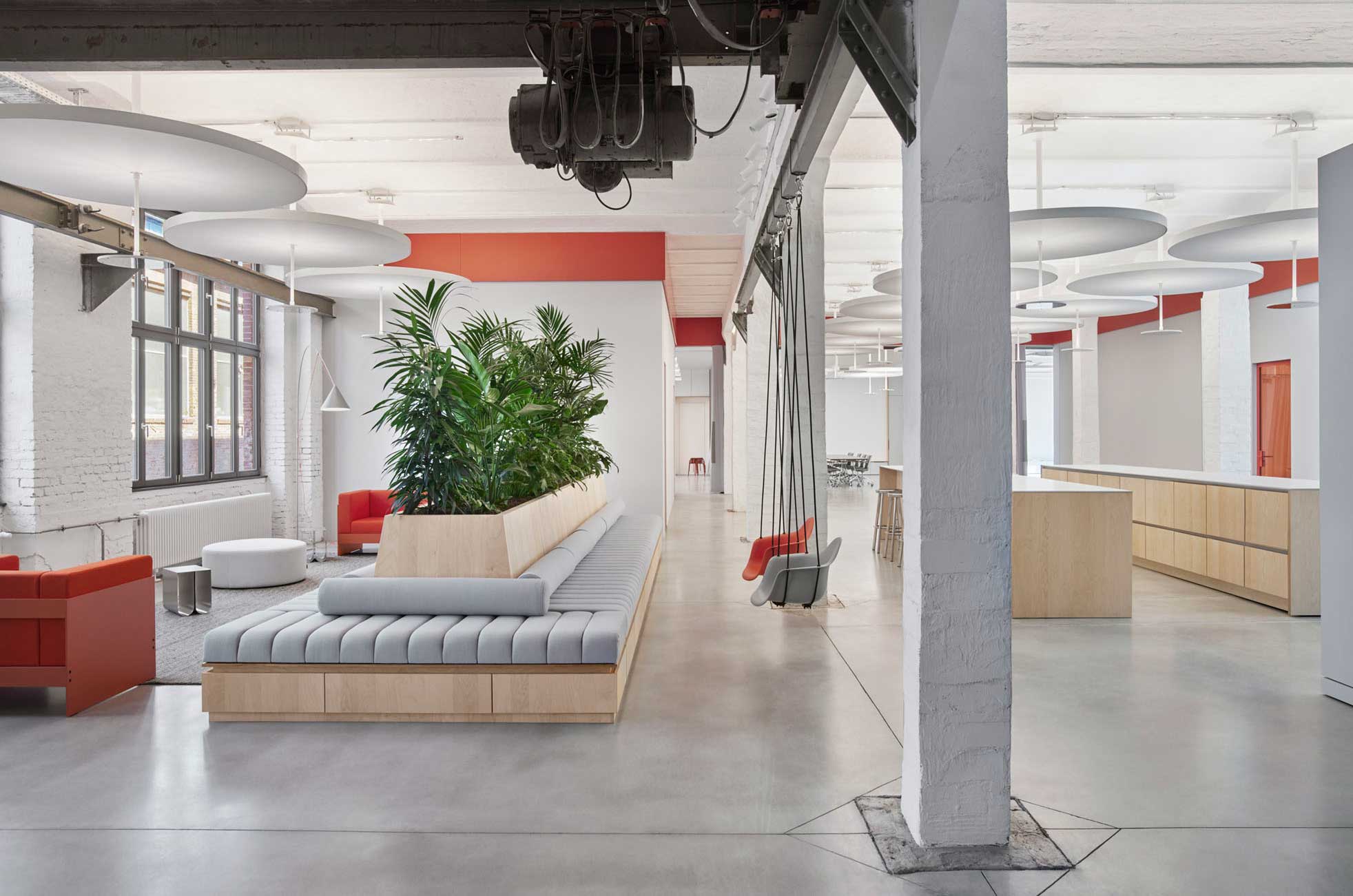 PLY Atelier gestaltet Ramboll-Office in den Berliner Wilhelm Hallen