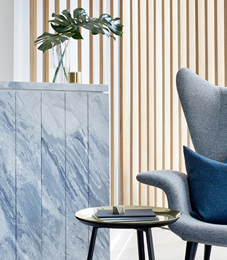 Mit pointiert gesetzter Farbe gibt Mim Design einem australischen Großraumbüro den wohnlichen Dreh.