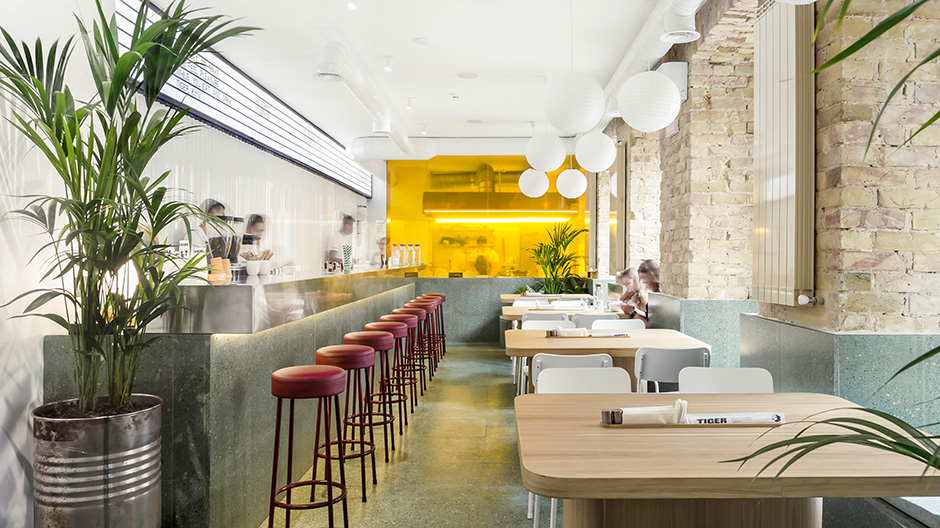 Kiewer Asia-Restaurant von Shovk Studio