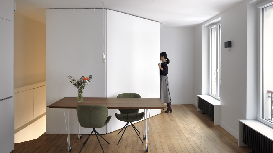 Vom verwahrlosten Schönheitssalon zum multifunktionalen Homeoffice: Ein gelungener Umbau von Studio Pan in Paris.