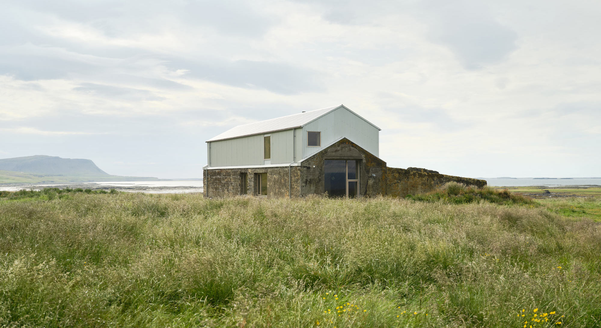 Atelier- und Wohnhaus von Studio Bua in Island