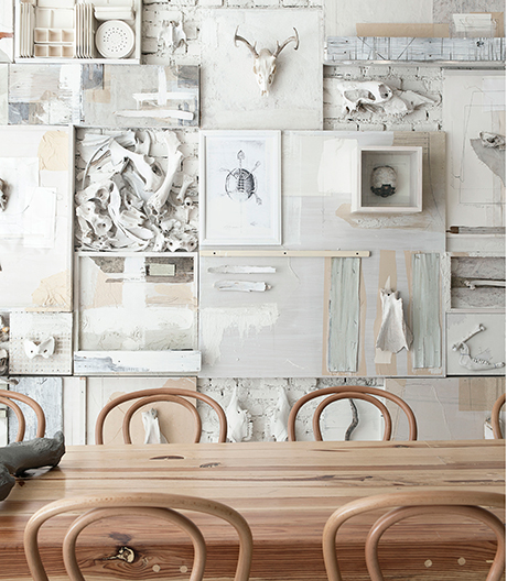 Das Restaurant zu den 10.000 Gebeinen, gestaltet von Cadena & Asociados.