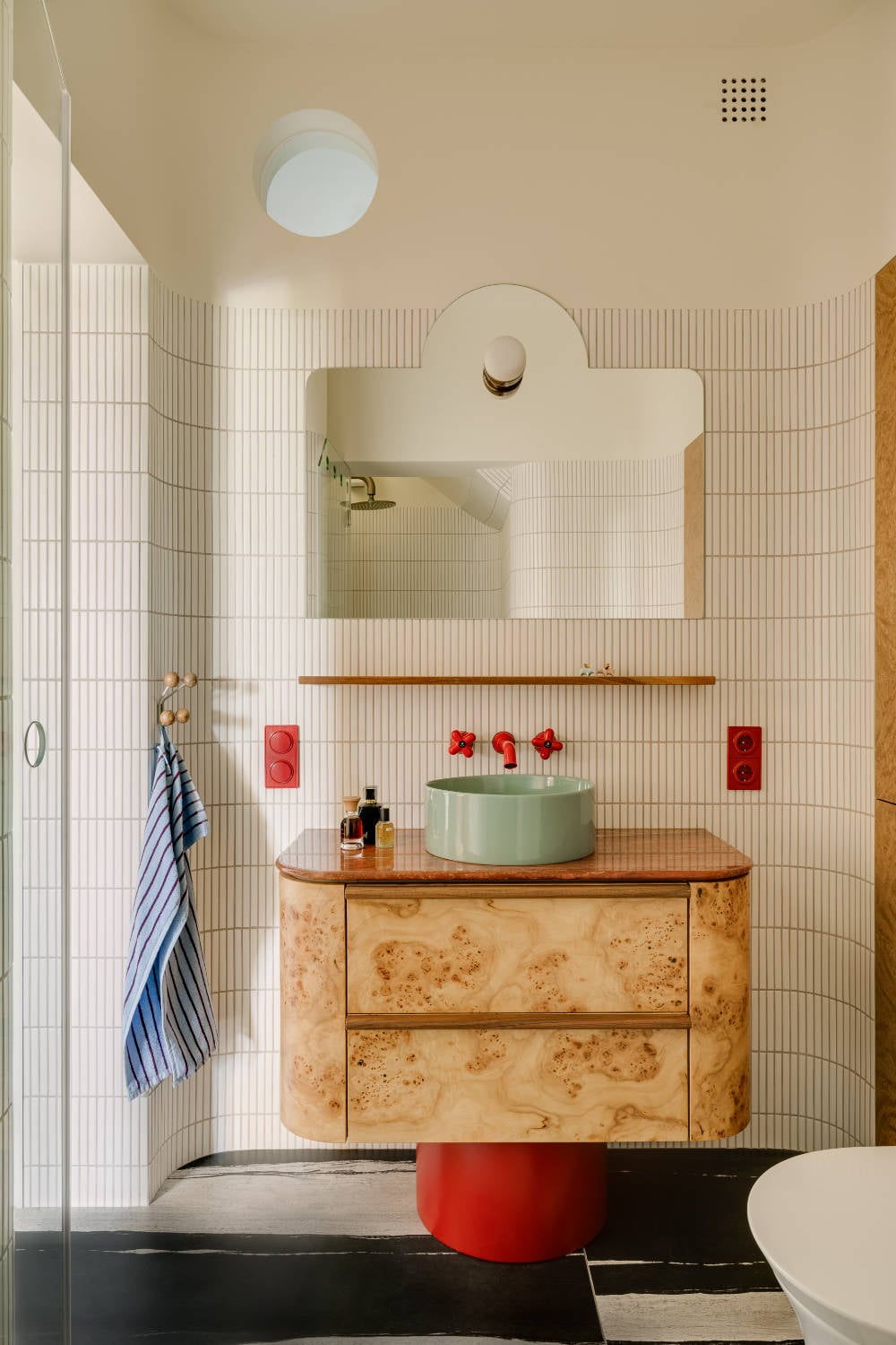 Mistovia verwandelt einen Krakauer Rohbau in ein Zuhause mit Atelier