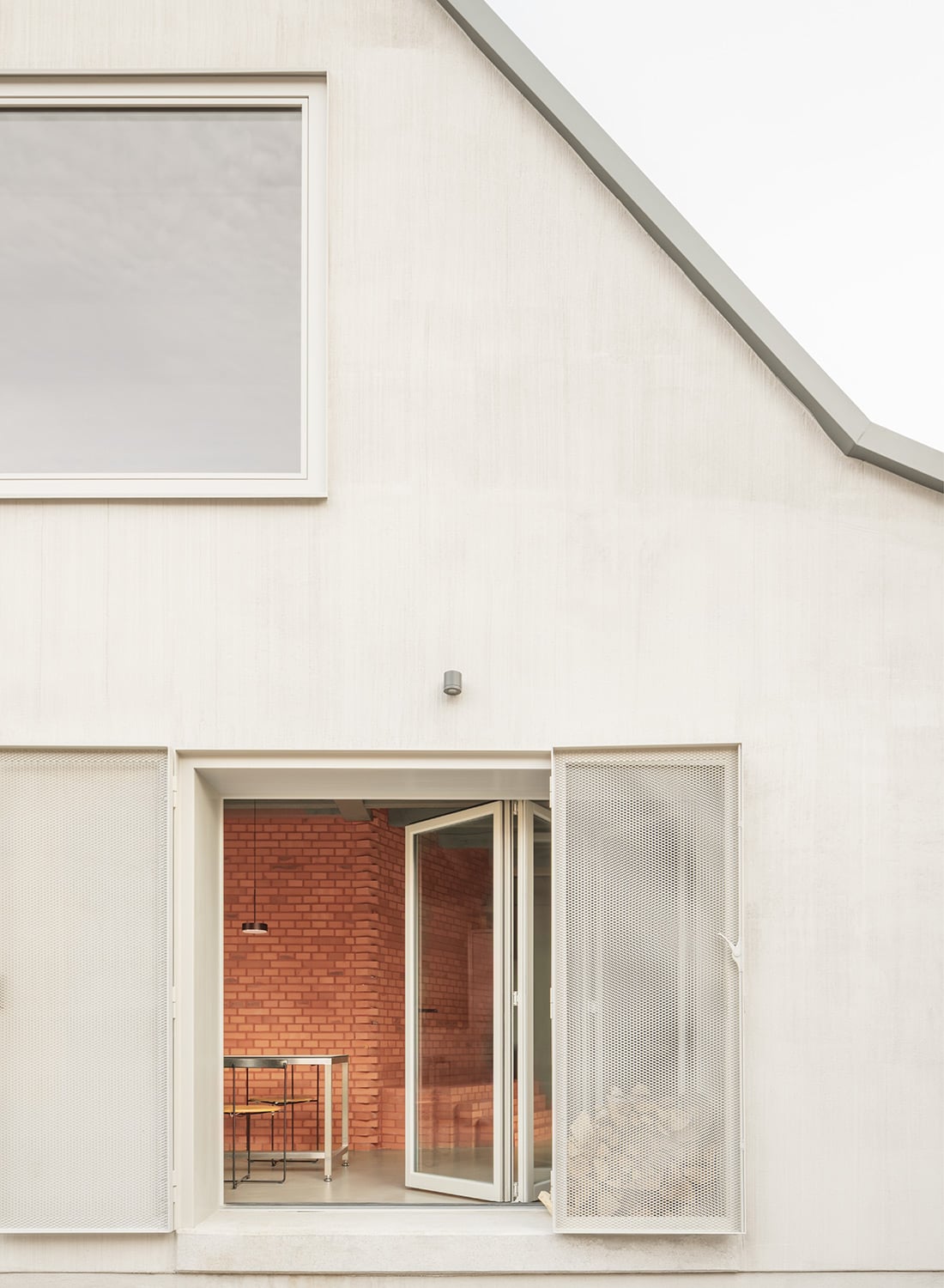 Umbau eines Siedlerhauses in der Uckermark von Klöpfel Zeimer Architekten
