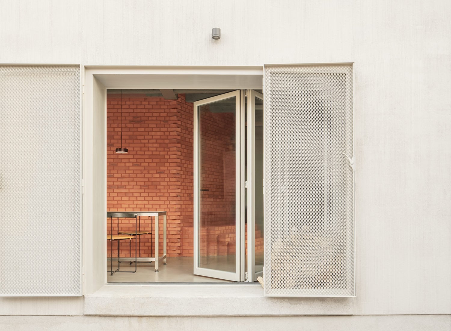 Umbau eines Siedlerhauses in der Uckermark von Klöpfel Zeimer Architekten