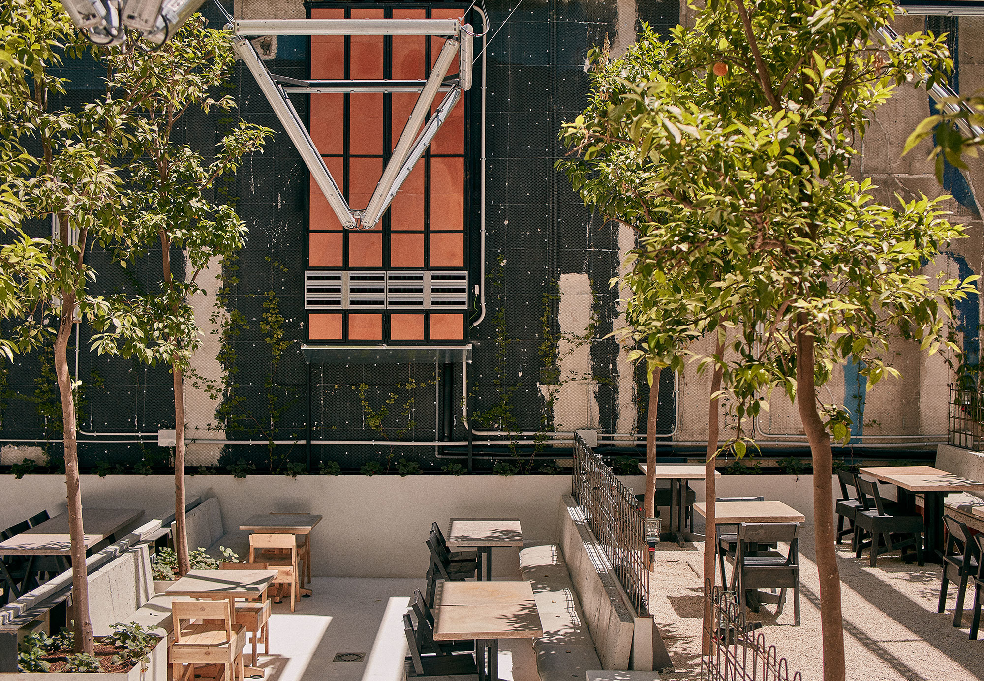 Ein konsequent zirkuläres Interieur von Lucas Muñoz Muñoz