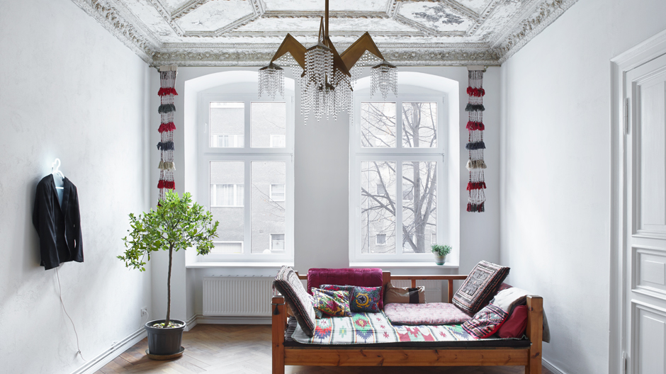 Wie zwei Berliner Architekten diesen Altbau respektvoll sanieren und zeitgenössisch aufwerten.