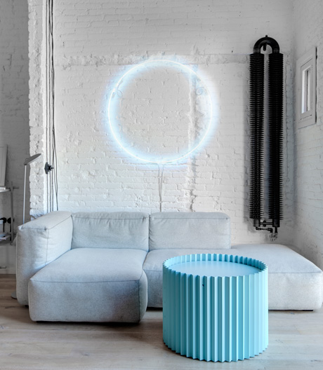 Dieses Apartment in Barcelona besticht durch brillante Details und das gewisse Extra Galerie-Gefühl.