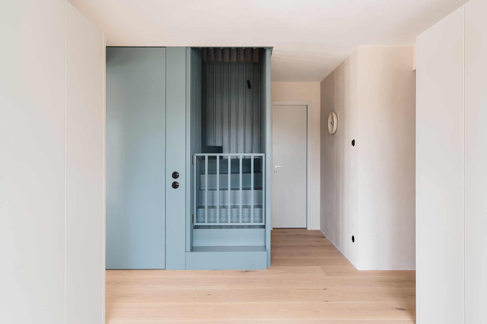 Renovierung eines Wohnhauses von Batek Architekten bei Berlin