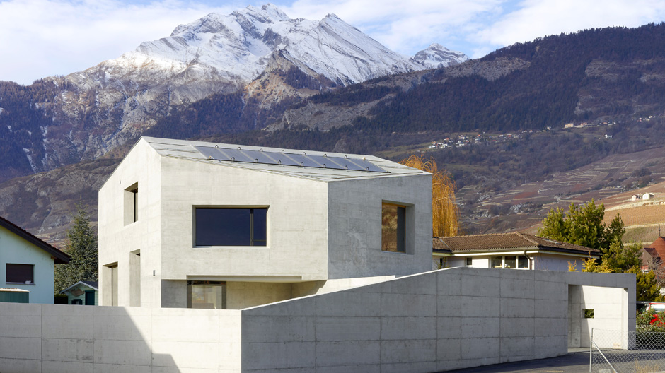 Bauen wie Sterneköche zuhause essen: Das Haus von Architekt Claude Fabrizzi im Schweizer Kanton Wallis.