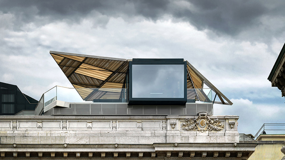 Dinieren mit Aussicht: temporäres Panoramarestaurant von Park Associati auf einem Palazzo an der Mailänder Scala.