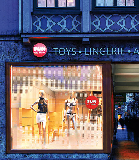 Optische Provokation: Luxusboutique für erotische Lifestyle-Produkte in München.