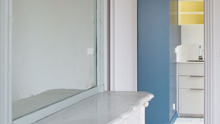 Paris zwischen Zeiten: Architekt Federico Masotto bringt einen zeitgemäßen Kern in ein altes Apartment.