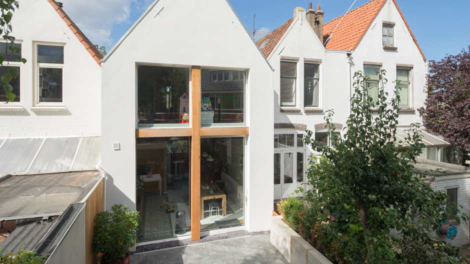 Wie Ruud Visser diesem niederländischen Reihenhaus Raum für eine ganze Familie abgerungen hat.