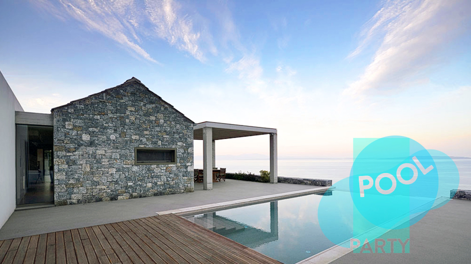 Pool Position: An einem sagenumwobenen Ort in Griechenland balanciert eine Ferienvilla zwischen Himmel und Meer.