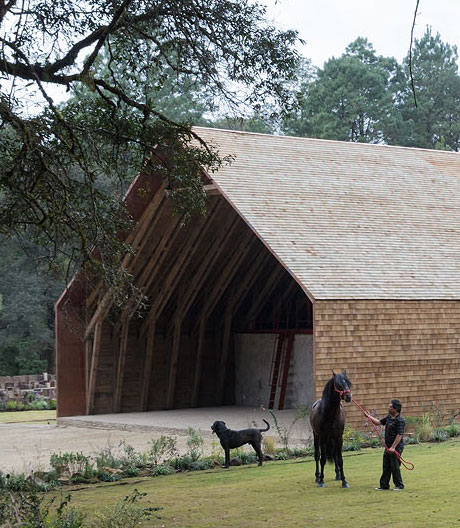 Kein gewöhnlicher Stall: Wochenendhaus des mexikanischen Architekten Manuel Cervantes Cespedes.