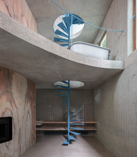 Lissaboner Ferienhaus von Leopold Banchini und Daniel Zamarbide