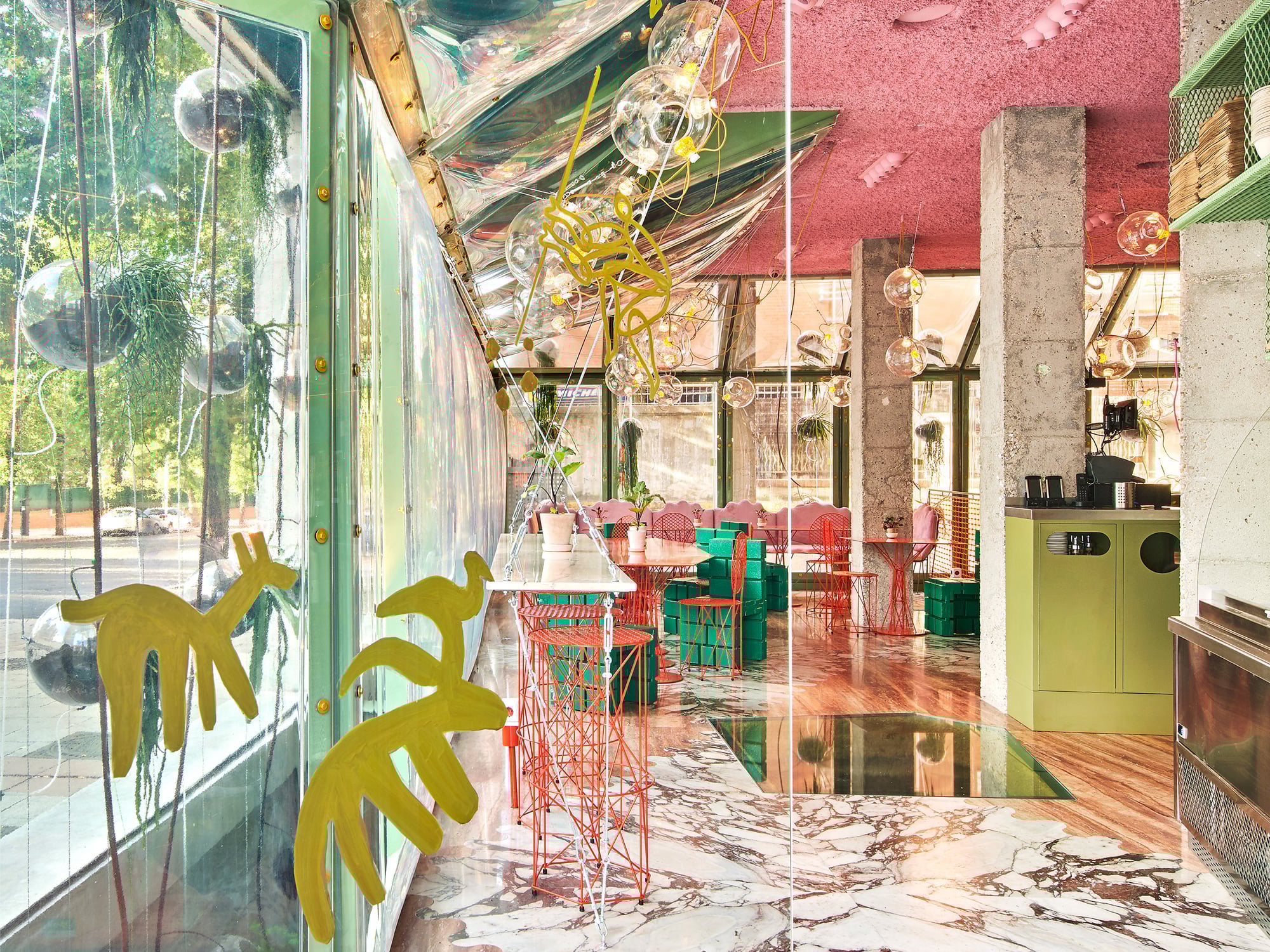 Das Run Run Run in Madrid ist Café, Co-Working-Space und Sportclub in einem