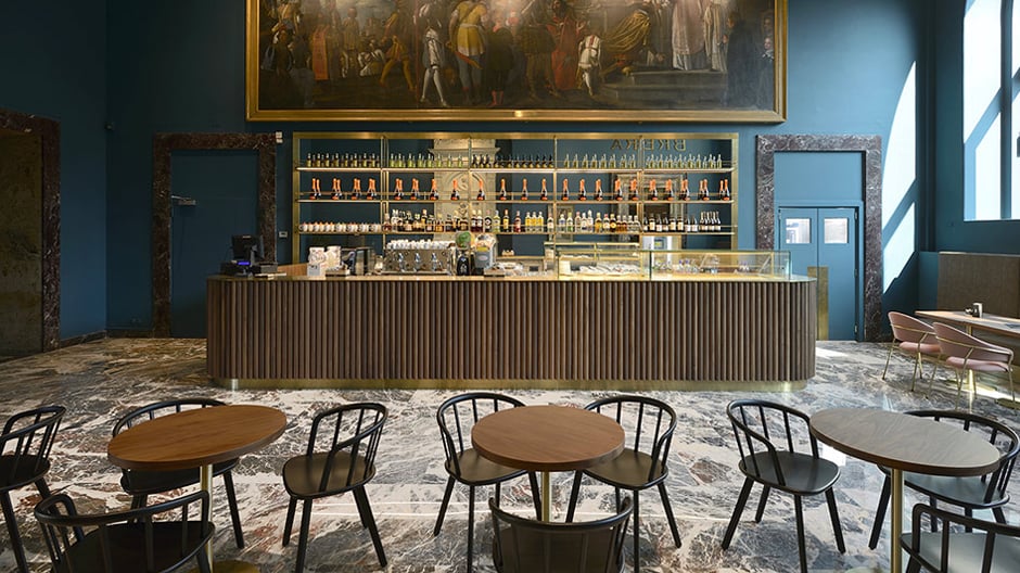Der frühere Eingangsbereich der Pinacoteca di Brera ist ein Café geworden. 