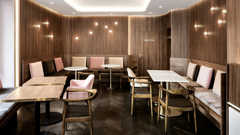 Eine Neuburger Bäckerei und Konditorei von Reimann Architecture