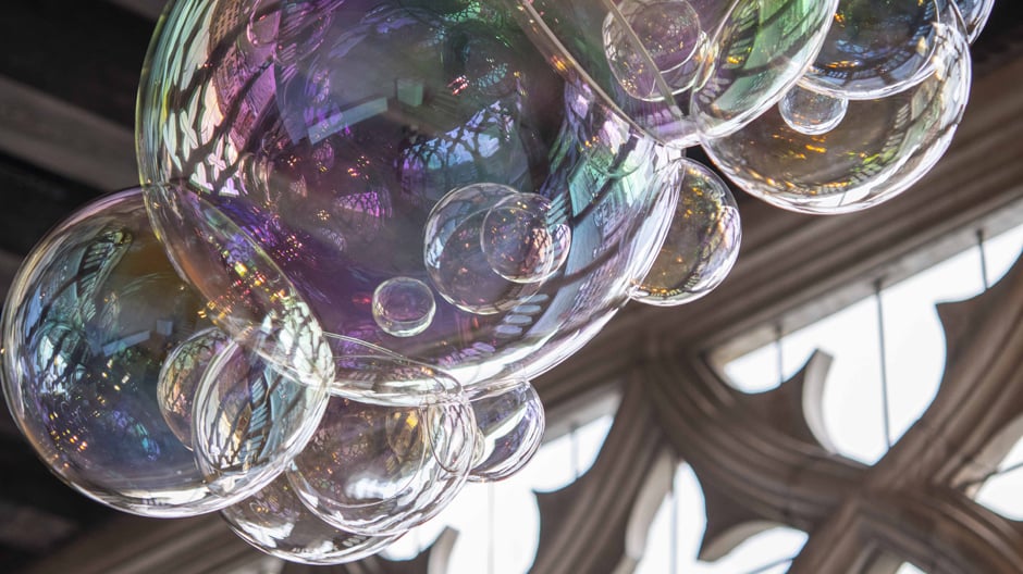 An der Schnittstelle von Skulptur und Gebrauchsobjekt: Eine Ausstellung im Palazzo Cà d‘Oro in Venedig.