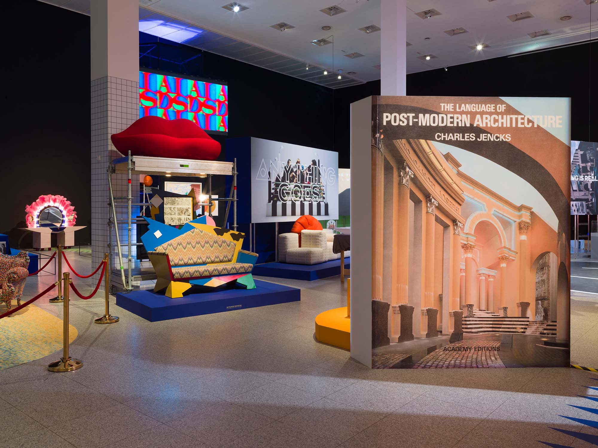 Die Bundeskunsthalle in Bonn feiert die Postmoderne