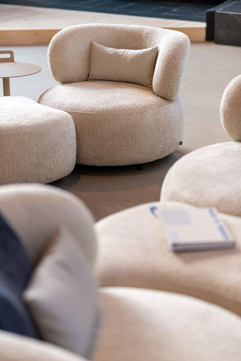 Modulares Sitzmöbelsystem YES LOUNGE von KFF