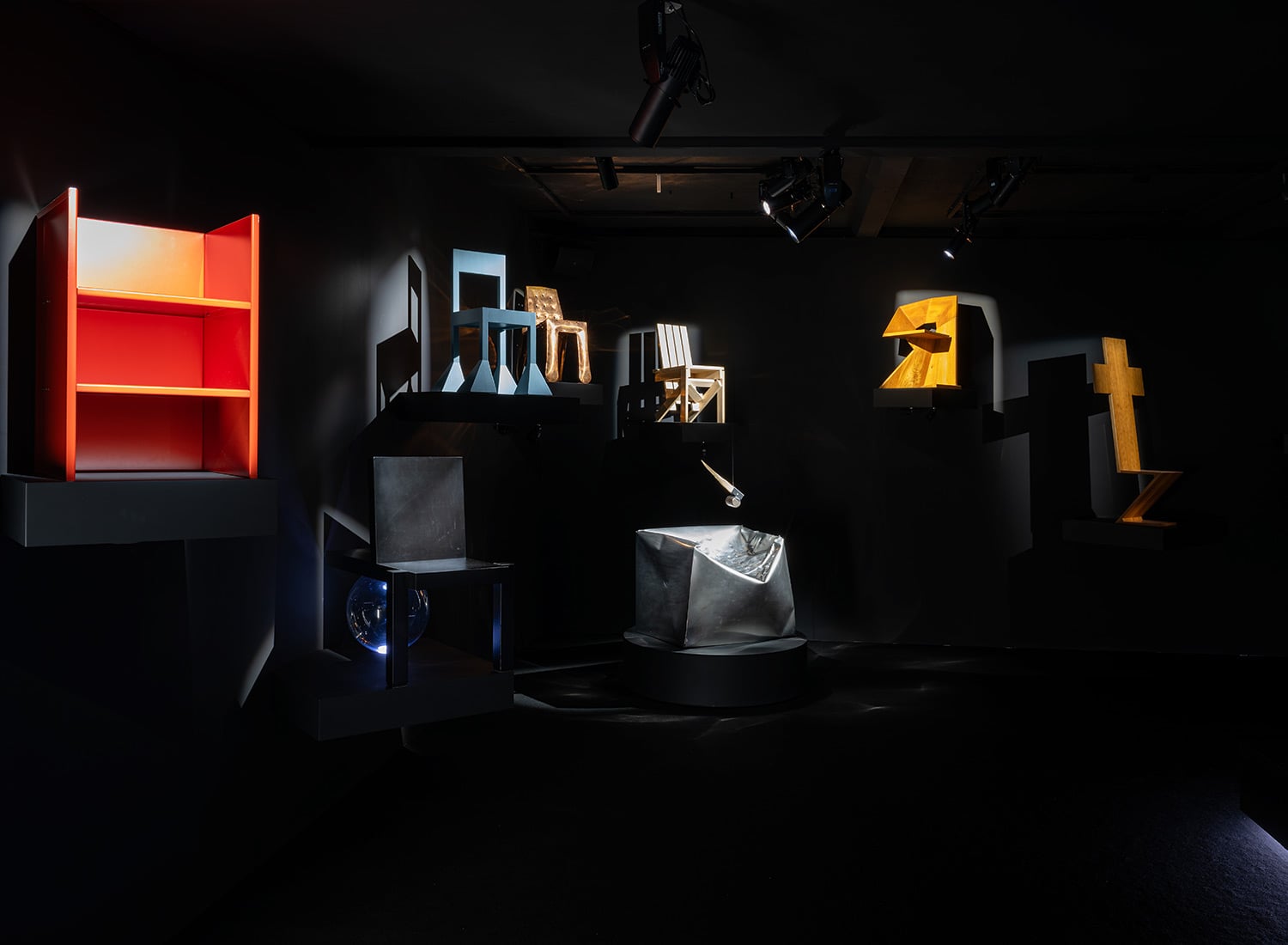 Ausstellung A Chair and You im Grassi-Museum