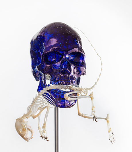 Zur 57. Kunstbiennale stoßen Mythos, Legenden und Wirklichkeit auf Glas, Knochen und Espressotassen.