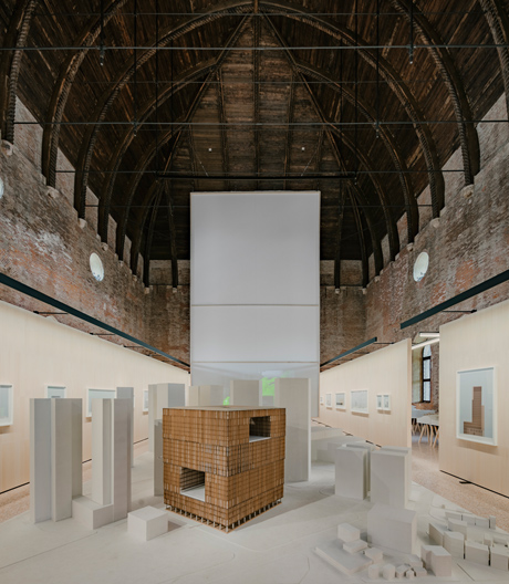 Die Architekturbiennale lockt nach Venedig, David Chipperfield mit seiner Ausstellung nach Vicenza – ein Besuch.