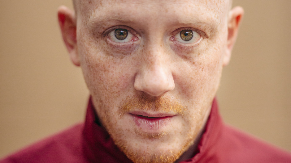 Ein Porträt über den Münchner Designer von Thomas Wagner