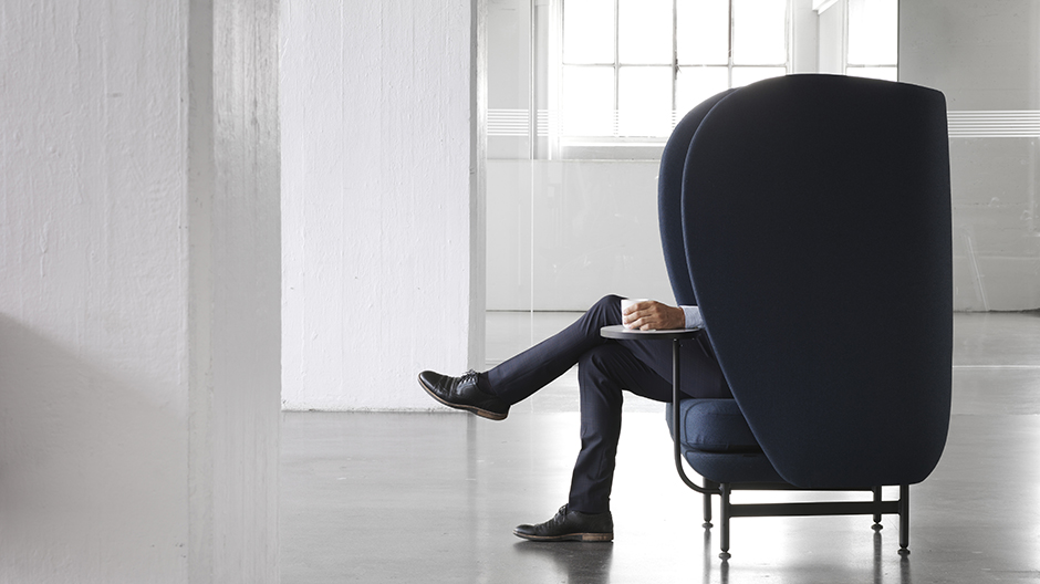 Trotz Open Space kapselt man sich auch zunehmend im Büro ab. Ein Statusbericht von der Orgatec.